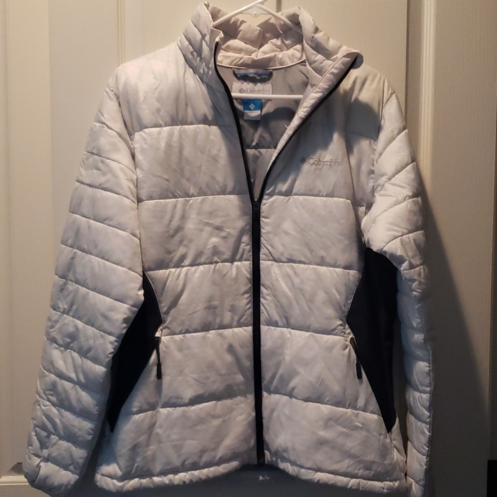 Columbia white winter jacket (Size L).
